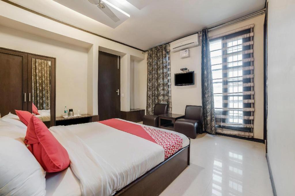 The Wind Cross Hotel Kalka Ngoại thất bức ảnh