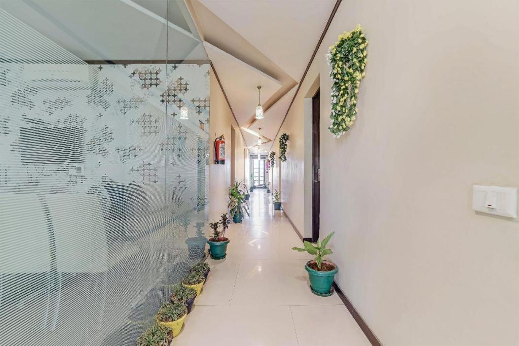 The Wind Cross Hotel Kalka Ngoại thất bức ảnh